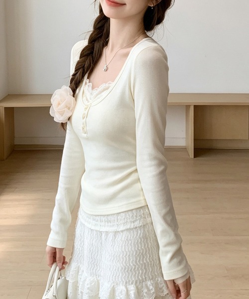 LEMOA（レモア）の「レース重ね風ヘンリーネックカットソー（Tシャツ/カットソー・レディース・ベージュ/ピンク・X-LARGE/LARGE/MEDIUM）」の3枚目の写真