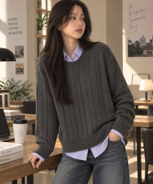 BBAEBBAE(ペッペ)の「ラウンドネック クラシック ケーブル編みニットTシャツ 5COLOR(ニット/セーター・レディース・チャコールグレー/ブラック/ピンク/ブルー/アイボリー・1/2/3)」の6枚目の写真