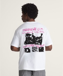 Sex Pistols Run Wild on the Green Tシャツ / Sex Pistols Run Wild on the Green SS Tee White VN00134SWHT1