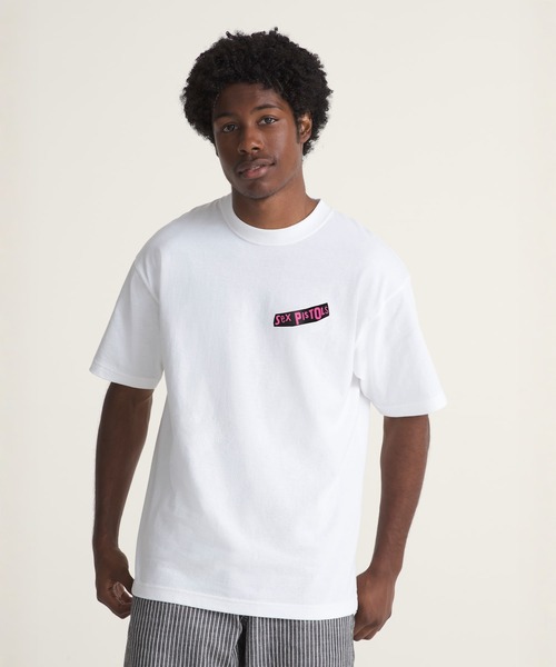 VANS(バンズ)の「Sex Pistols Run Wild on the Green Tシャツ / Sex Pistols Run Wild on the Green SS Tee White VN00134SWHT1(Tシャツ/カットソー・メンズ・ホワイト・LARGE/X-LARGE/MEDIUM)」の2枚目の写真