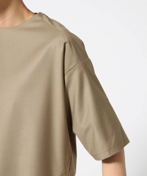 HARE（ハレ）の「TRサイドスリットプルオーバー(HARE)（Tシャツ/カットソー・メンズ・ベージュ/ブラック/グレー・SMALL/LARGE/MEDIUM）」の10枚目の写真