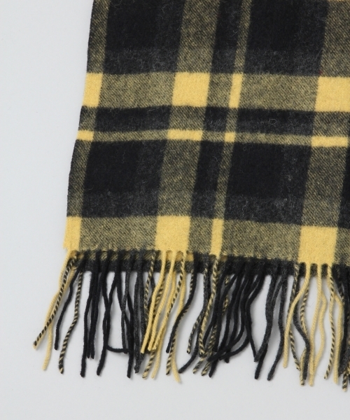 HARE（ハレ）の「【カシミヤブレンド】ブロックチェックマフラー(HARE)（マフラー・メンズ・イエロー/レッド・FREE）」の4枚目の写真