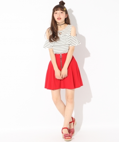 repipi armario（レピピ アルマリオ）の「ボーダーカタアキTシャツ（Tシャツ/カットソー・キッズ・ライトブルー/ホワイト×ブラック/ネイビー・SMALL/X-SMALL/MEDIUM）」の5枚目の写真