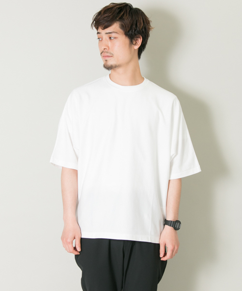 URBAN RESEARCH（アーバンリサーチ）の「UR スーピマドルマンルーズTシャツ（Tシャツ/カットソー・メンズ・ライトピンク/ライトブルー/ブラック/グリーン系その他/ホワイト・LARGE/MEDIUM）」の6枚目の写真