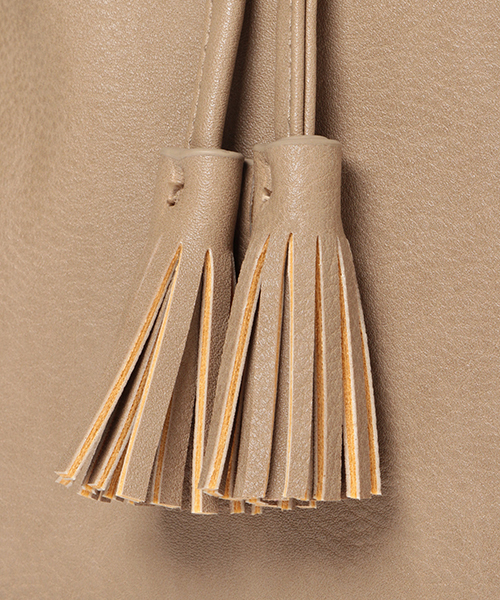 LBC（エルビーシー）の「合皮トートリュック（バックパック/リュック・レディース・ベージュ/グリーン/ダークブラウン・FREE）」の8枚目の写真