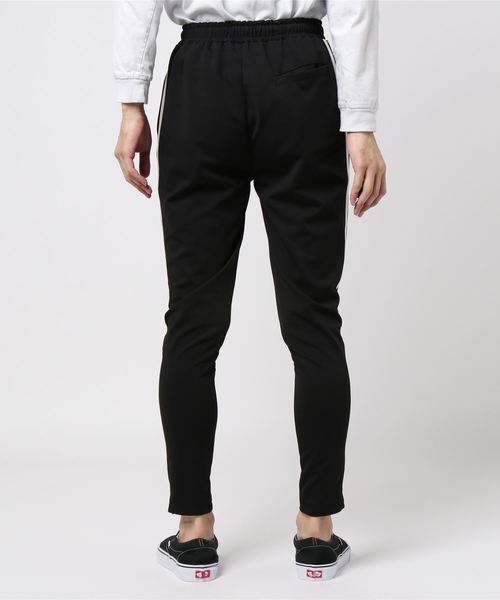 WEGO（ウィゴー）の「WEGO/ラインスキニートラックパンツ（その他パンツ・メンズ・ブラック/レッド/ネイビー/ブラック系その他・SMALL/LARGE/MEDIUM）」の5枚目の写真