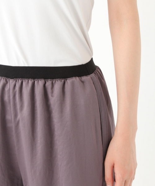 niko and...（ニコアンド）の「シルキーサテンイージーパンツ【niko and ...】（その他パンツ・レディース・パープル/オレンジ/ネイビー・4/3）」の16枚目の写真