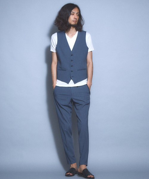 5351 POUR LES HOMMES（ゴーサンゴーイチプールオム）の「2WAYストレッチコンパクトジレ（ベスト・メンズ・チャコールグレー/ブラック/ブルー・44/46/48）」の19枚目の写真