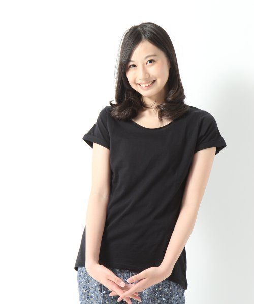 GLOBAL WORK(グローバルワーク)の「コットンロールネックT/半袖(Tシャツ/カットソー・レディース・ネイビー/ブラック/ホワイト/ホワイト系その他・MEDIUM/SMALL/LARGE)」の3枚目の写真