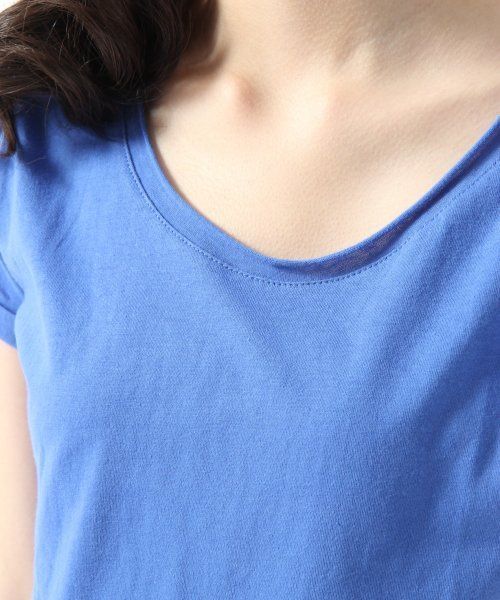GLOBAL WORK(グローバルワーク)の「コットンロールネックT/半袖(Tシャツ/カットソー・レディース・ネイビー/ブラック/ホワイト/ホワイト系その他・MEDIUM/SMALL/LARGE)」の7枚目の写真