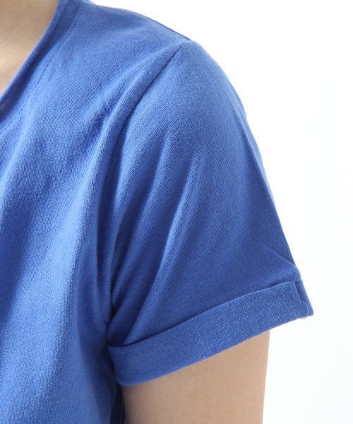 GLOBAL WORK(グローバルワーク)の「コットンロールネックT/半袖(Tシャツ/カットソー・レディース・ネイビー/ブラック/ホワイト/ホワイト系その他・MEDIUM/SMALL/LARGE)」の8枚目の写真