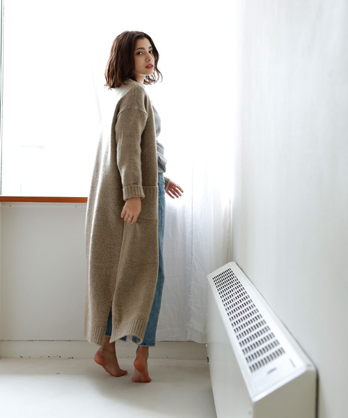 marjour（マージュール）の「FULL LENGTH KNIT CARDIGAN（カーディガン/ボレロ・レディース・ベージュ/モカ・MEDIUM）」の17枚目の写真