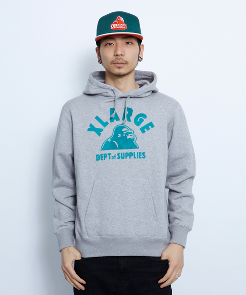 XLARGE(エクストララージ)の「JUVENILE OG PULLOVER HOODIE(パーカー・メンズ・ブラック/アッシュグレー/レッド/ネイビー・SMALL/MEDIUM/LARGE/X-LARGE)」の3枚目の写真