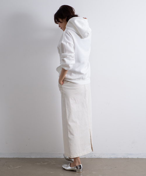 Aunt Marie's（アントマリーズ）の「AUNT MARIE'S コーデュロイロングナロースカート（スカート・レディース・アイボリー/ブラック・FREE）」の15枚目の写真