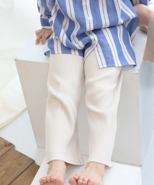 LOWRYS FARM（ローリーズファーム）の「カットリブパンツ　830609（その他パンツ・キッズ・オフホワイト/ブラック/ベージュ/ブルー・100cm/110cm/120cm）」の8枚目の写真