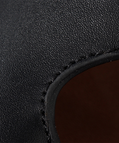 AZUL by moussy(アズールバイマウジー)の「CROSS FLAT SANDALS/クロスフラットサンダルズ(サンダル・レディース・ブラック/ブラウン・MEDIUM/LARGE/SMALL)」の3枚目の写真