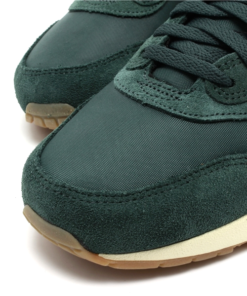 NIKE（ナイキ）の「ナイキ エアマックス エッセンシャル NIKE AIR MAX 1 ESSENTIAL（スニーカー・メンズ・シルバー/グリーン・27cm/28.5cm/28cm/27.5cm/24.5cm/26.5cm/26cm）」の6枚目の写真