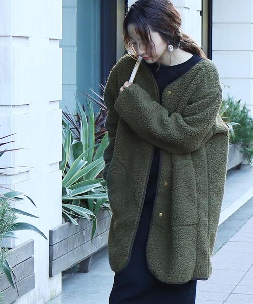 coen（コーエン）の「【WEB限定】ボアノーカラーパイピングジャケット（コート/アウター）（ノーカラージャケット・レディース・ベージュ/オフホワイト/カーキ・FREE）」の19枚目の写真