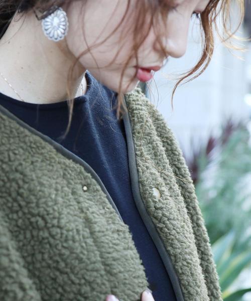 coen（コーエン）の「【WEB限定】ボアノーカラーパイピングジャケット（コート/アウター）（ノーカラージャケット・レディース・ベージュ/オフホワイト/カーキ・FREE）」の17枚目の写真