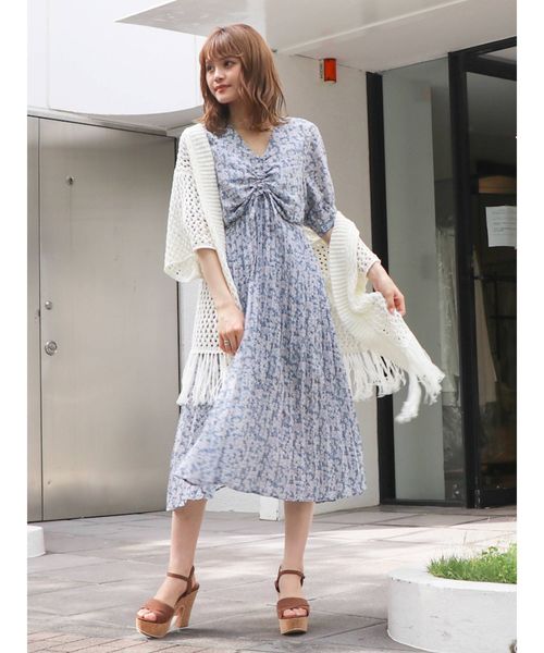 dazzlin（ダズリン）の「ベビーフラワープリーツワンピース（ワンピース・レディース・オフホワイト/グリーン/ブルー・FREE）」の11枚目の写真