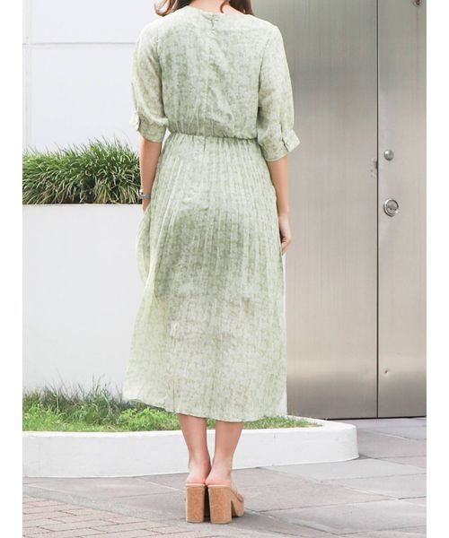 dazzlin（ダズリン）の「ベビーフラワープリーツワンピース（ワンピース・レディース・オフホワイト/グリーン/ブルー・FREE）」の14枚目の写真