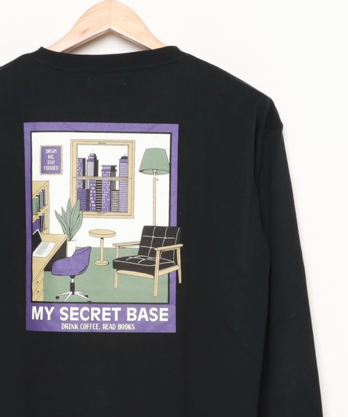 Lazar(ラザル)の「バックプリント イラスト グラフィック USAコットン ロングスリーブTシャツ(Tシャツ/カットソー・メンズ・ホワイト/ベージュ/ブルー/ホワイト系その他/ブラック/パープル・M/L)」の1枚目の写真
