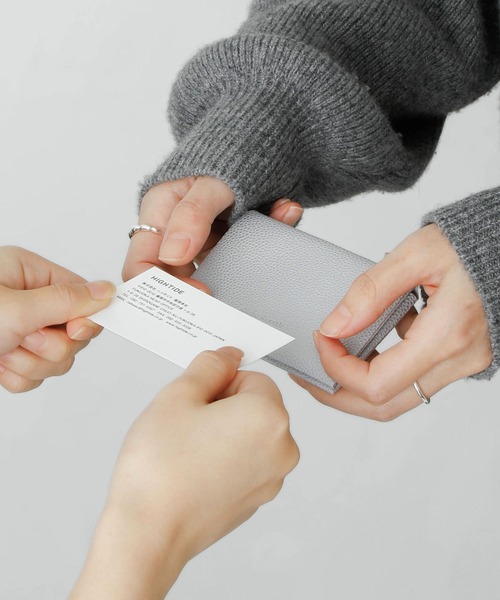 HIGHTIDE（ハイタイド）の「Grains de sable サーブル 名刺入れ ビジネス カードケース マグネット式 二つ折り（名刺入れ・レディース・ネイビー/グレー/キャメル・FREE）」の19枚目の写真