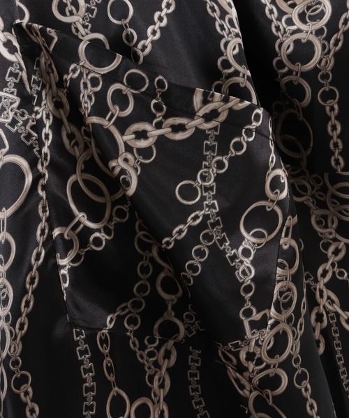 GLIMCLAP(グリムクラップ)の「mcg2775-Repeating pattern gown-ish shirtcoat シャツコート(カーディガン/ボレロ・メンズ・ホワイト/ブラック・S/M/L)」の18枚目の写真