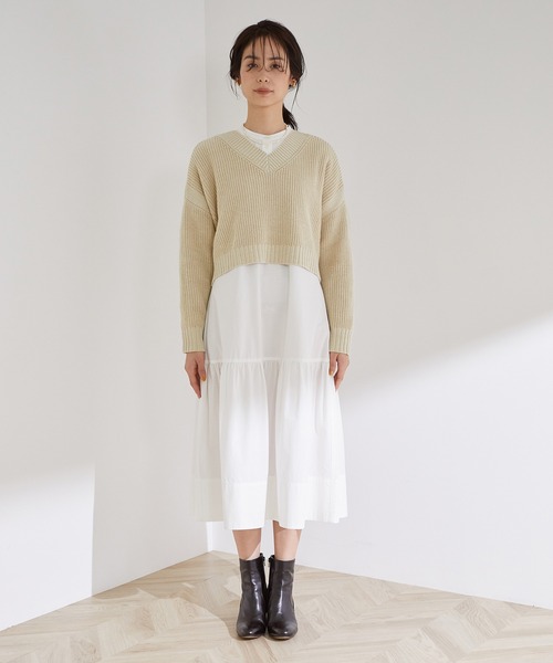 MADEMOISELLE ROPE'（マドモアゼル ロペ）の「【WEB限定】Vネックニット＆ティアードシャツワンピースセット（2点セット）（ワンピース・レディース・ブラック/ベージュ・38）」の7枚目の写真