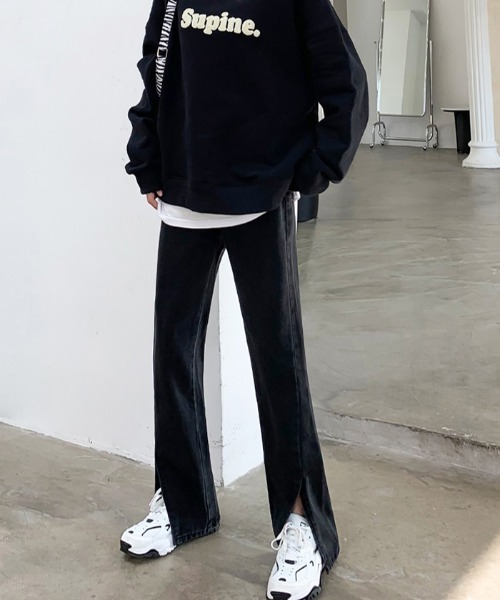 ABITOKYO（アビトーキョー）の「サイドスリットセミフレアデニムパンツ（デニムパンツ・レディース・ブラック/ブルー/アイボリー・S/M/L）」の16枚目の写真