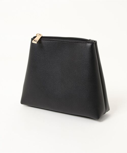 GeeRA(ジーラ)の「ポーチ付プリーツバッグ(ショルダーバッグ・レディース・ブラック/ベージュ/カーキ/ブラウン・FREE)」の7枚目の写真