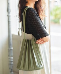 ポーチ付プリーツバッグ