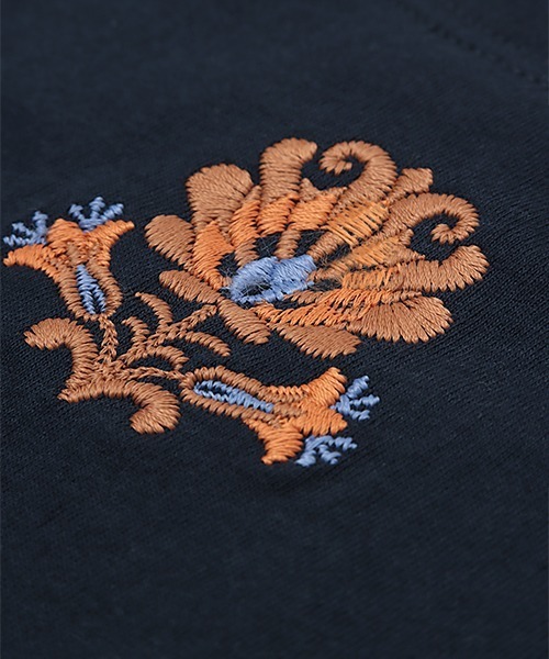 チチカカ（チチカカ）の「バックネック刺繍Ｔシャツ（Tシャツ/カットソー・レディース・ネイビー/ブラウン/オフホワイト・FREE）」の14枚目の写真