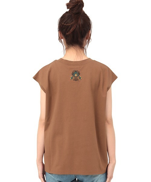 チチカカ（チチカカ）の「バックネック刺繍Ｔシャツ（Tシャツ/カットソー・レディース・ネイビー/ブラウン/オフホワイト・FREE）」の7枚目の写真