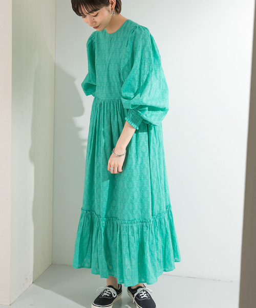 KBF（ケイビーエフ）の「ジャガードボリュームワンピース（ワンピース・レディース・ホワイト/グリーン/チャコールグレー・ONE）」の4枚目の写真