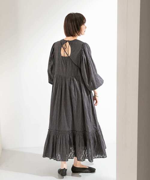 KBF（ケイビーエフ）の「ジャガードボリュームワンピース（ワンピース・レディース・ホワイト/グリーン/チャコールグレー・ONE）」の19枚目の写真