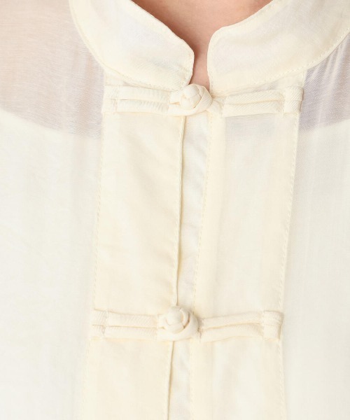 UNRELISH（アンレリッシュ）の「シアーチャイナシャツ（シャツ/ブラウス・レディース・グレイッシュベージュ/アイボリー・MEDIUM）」の8枚目の写真