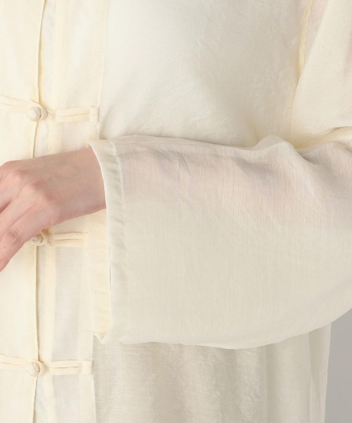 UNRELISH（アンレリッシュ）の「シアーチャイナシャツ（シャツ/ブラウス・レディース・グレイッシュベージュ/アイボリー・MEDIUM）」の9枚目の写真