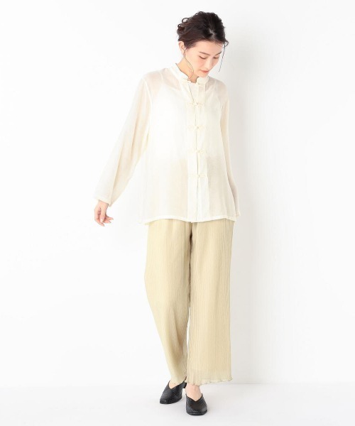 UNRELISH（アンレリッシュ）の「シアーチャイナシャツ（シャツ/ブラウス・レディース・グレイッシュベージュ/アイボリー・MEDIUM）」の11枚目の写真