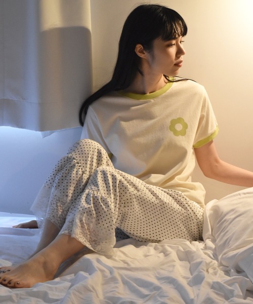 Alley by w closet(アリーバイダブルクローゼット)の「【Alley】フラワープリントリンガーTee(Tシャツ/カットソー・レディース・アイボリー/イエロー/グリーン/イエロー系その他/ブルー・FREE)」の11枚目の写真