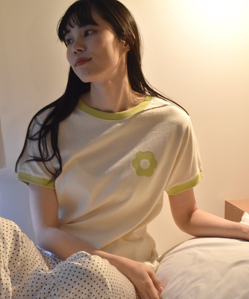 Alley by w closet(アリーバイダブルクローゼット)の「【Alley】フラワープリントリンガーTee(Tシャツ/カットソー・レディース・アイボリー/イエロー/グリーン/イエロー系その他/ブルー・FREE)」の16枚目の写真