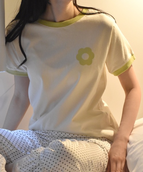 Alley by w closet(アリーバイダブルクローゼット)の「【Alley】フラワープリントリンガーTee(Tシャツ/カットソー・レディース・アイボリー/イエロー/グリーン/イエロー系その他/ブルー・FREE)」の19枚目の写真