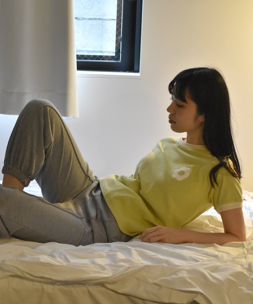 Alley by w closet(アリーバイダブルクローゼット)の「【Alley】フラワープリントリンガーTee(Tシャツ/カットソー・レディース・アイボリー/イエロー/グリーン/イエロー系その他/ブルー・FREE)」の21枚目の写真