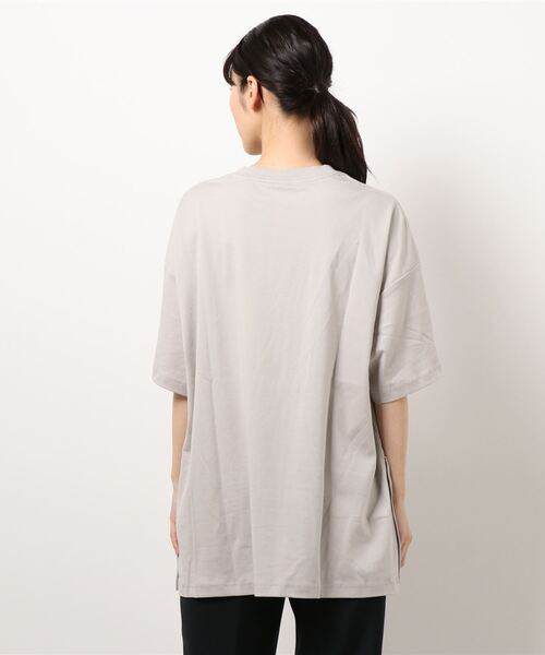 CONVERSE(コンバース)の「【CONVERSE】サイドスナップボタンTシャツ(Tシャツ/カットソー・レディース・ライトグレー/ライム/ダークグレー・L/M)」の4枚目の写真