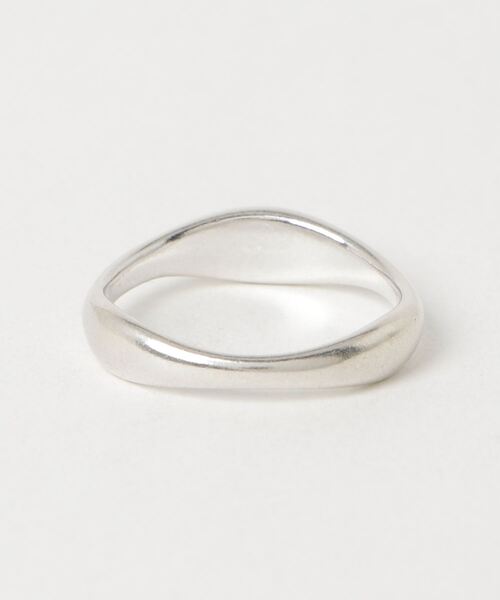 ANGIE（アンジー）の「シルバーデザインリング（リング・レディース・シルバー・FREE）」の2枚目の写真