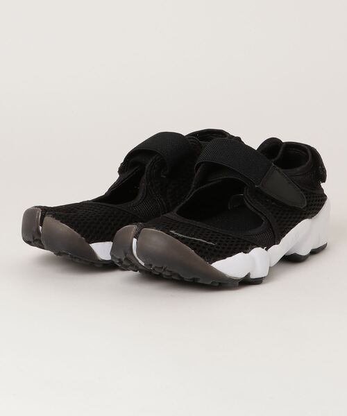 NIKE（ナイキ）の「NIKE/ウィメンズエアリフトブリーズ（スニーカー・レディース・ホワイト/ブラック・24/22/23/25）」の19枚目の写真