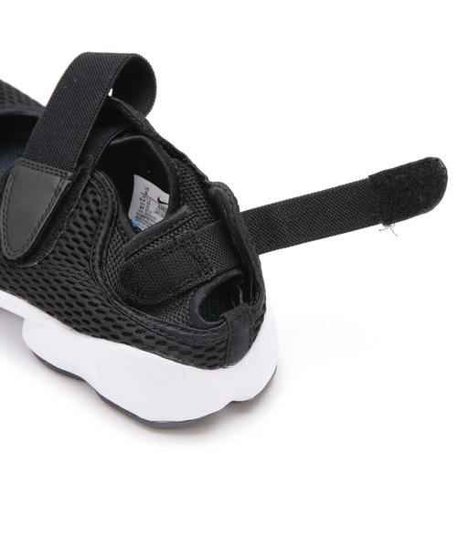 NIKE（ナイキ）の「NIKE/ウィメンズエアリフトブリーズ（スニーカー・レディース・ホワイト/ブラック・24/22/23/25）」の12枚目の写真