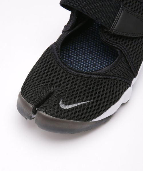 NIKE（ナイキ）の「NIKE/ウィメンズエアリフトブリーズ（スニーカー・レディース・ホワイト/ブラック・24/22/23/25）」の9枚目の写真