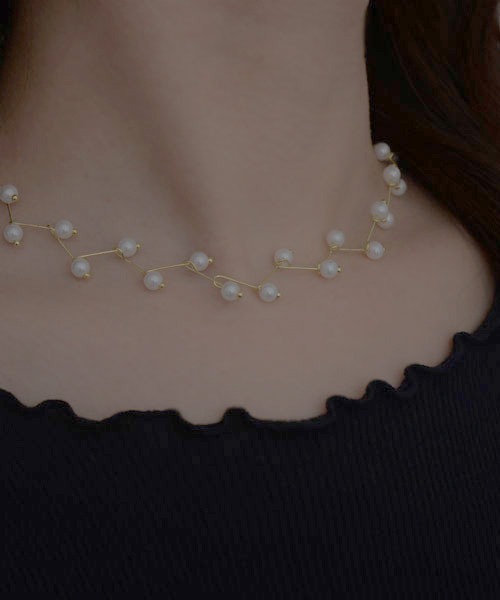VIBGYOR Women（ヴィブジョー　ウィメン）の「【resonance】エレガンス パール ビーズ チョーカー【オケージョン】（ネックレス・レディース・シルバー/ゴールド・FREE）」の5枚目の写真