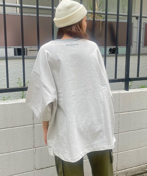 WEGO（ウィゴー）の「WEGO/ヘビーウエイト スタジアムロゴビックシルエット5分袖Tシャツ（Tシャツ/カットソー・メンズ・ダークグリーン/オートミール・MEDIUM/LARGE）」の12枚目の写真